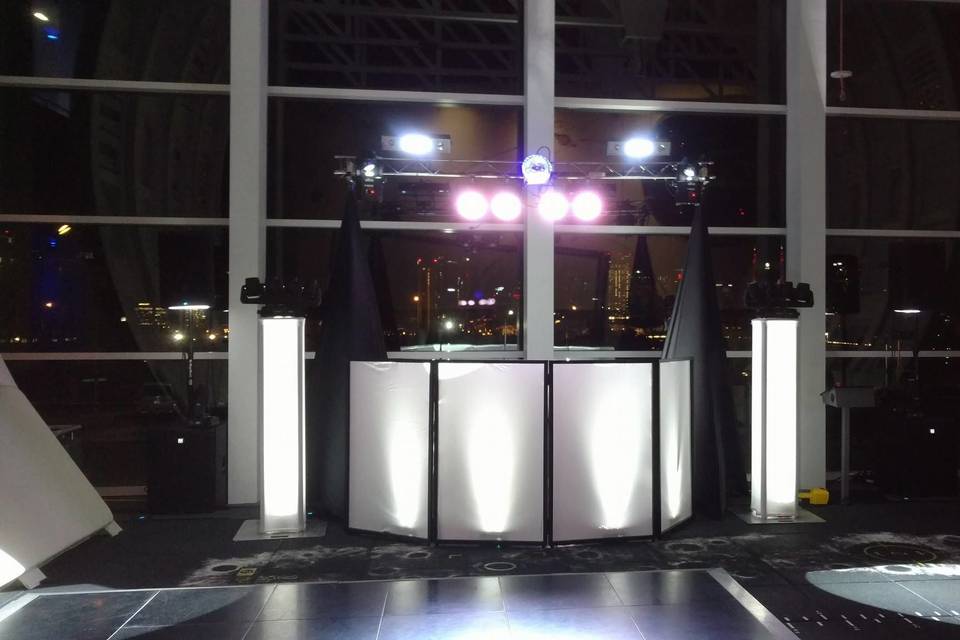 royal-blue-shepherd-entertainment