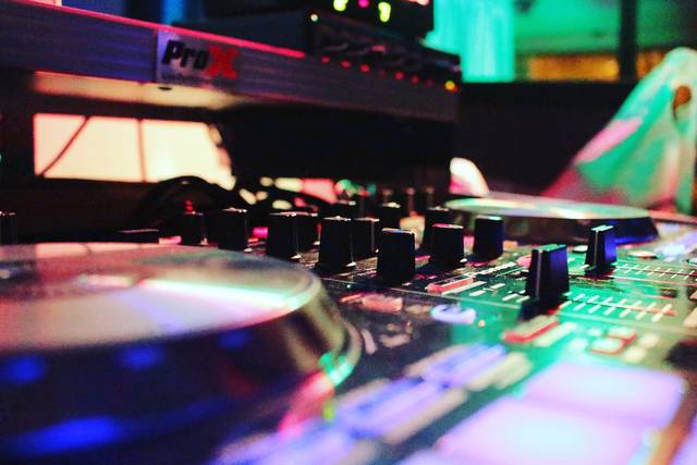 nashville-wedding-dj-epic-music-service