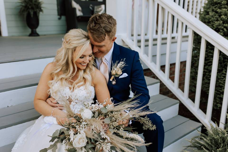 savannah-hopkins-photo-+-video