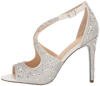 Betsey Johnson Women's Sb-sage Heeled Sandal, Ivory, 7 M US