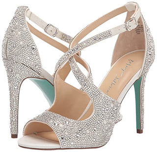 Betsey Johnson Women's Sb-sage Heeled Sandal, Ivory, 7 M US